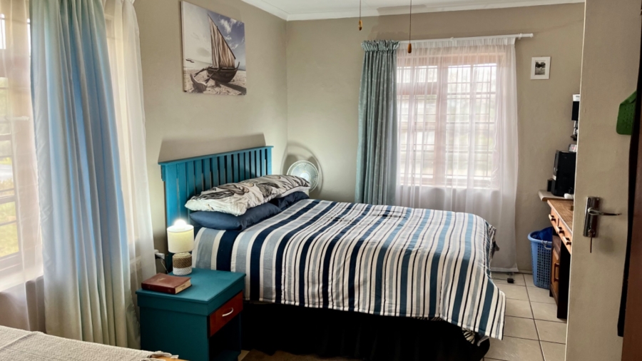 3 Bedroom Property for Sale in Vakansieplaas Western Cape